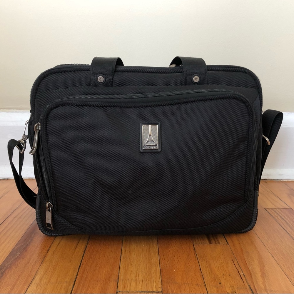 Travelpro FlightCrew5 Multi-Purpose Tote